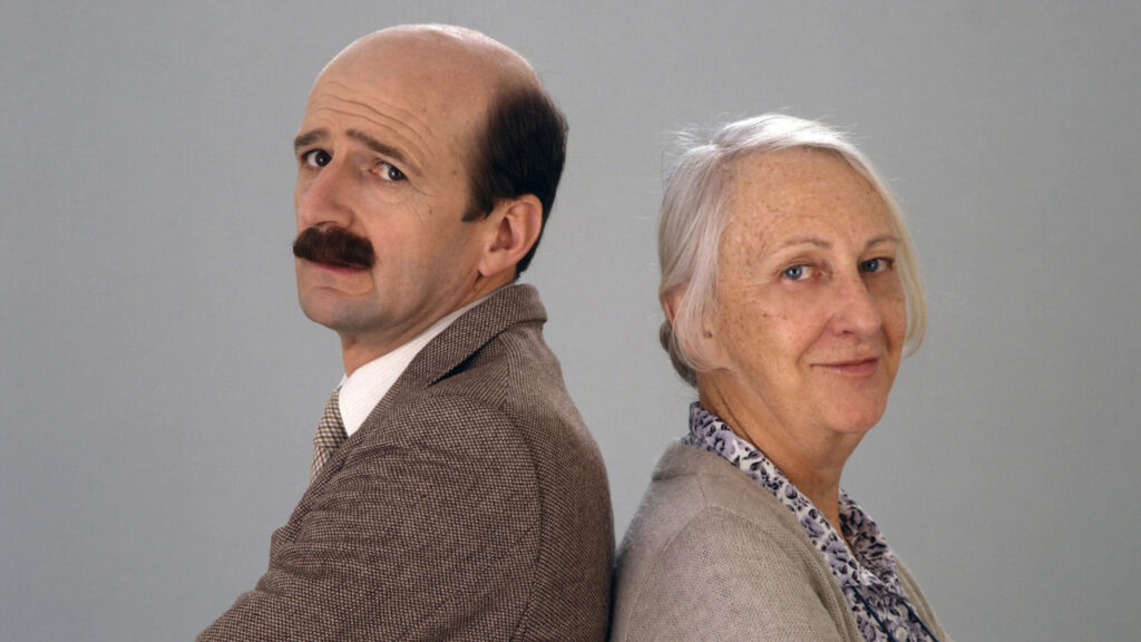 Garry McDonald and Ruth Cracknell in Mother and Son